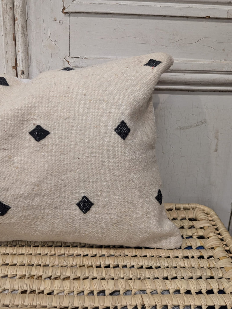 Rug Fragment Cushion CUR018