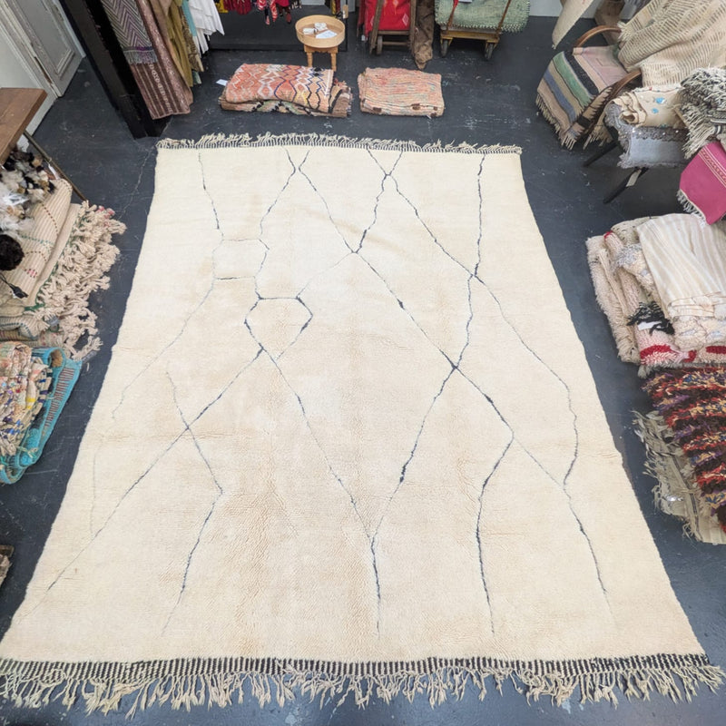 Contemporary Beni Ourain Rug - RU-BO-041