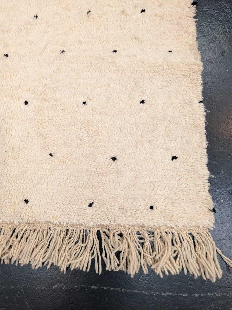"Zouina" Contemporary Beni Ourain Rug RUBO051