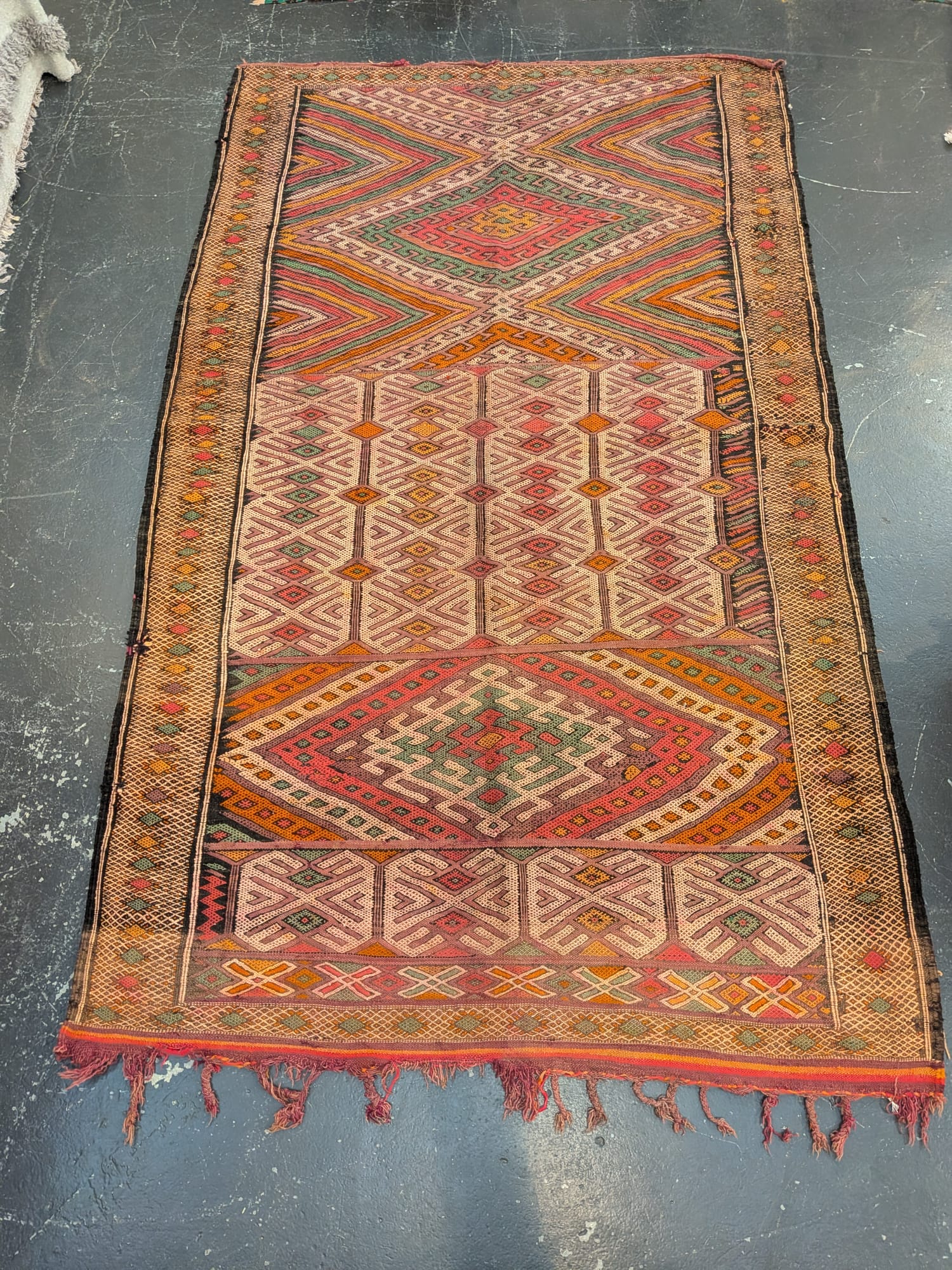 "Berry Fruits" Antique Boujaad Rug RUBJ015