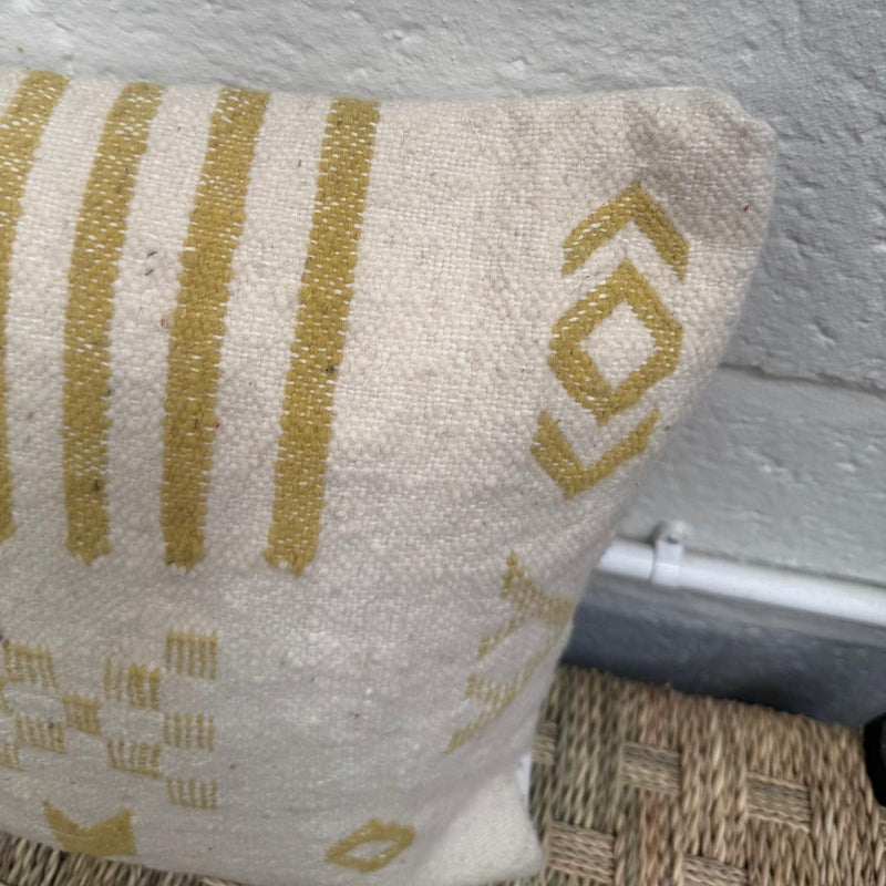 Rug Fragment Cushion CUR039