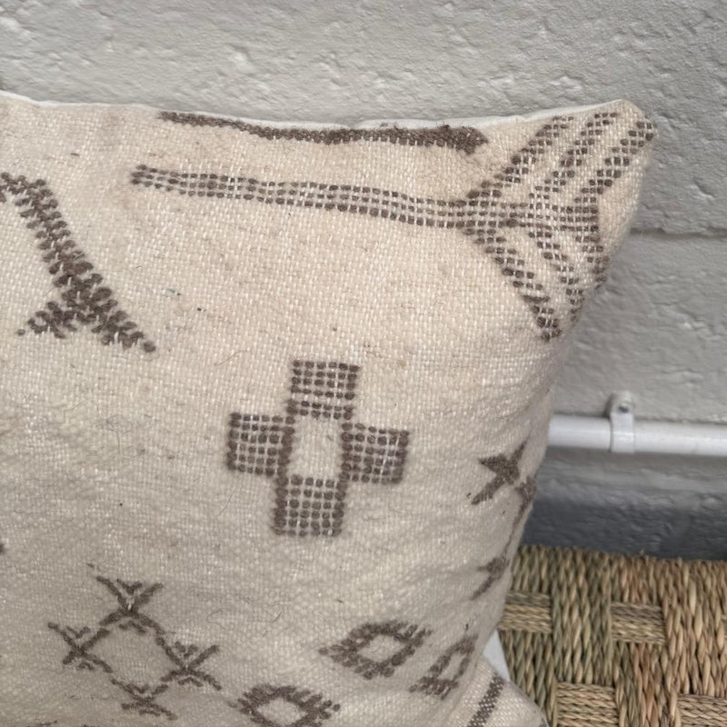 Rug Fragment Cushion CUR045