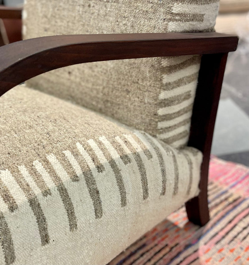 'Kiya' Chair FUCH001