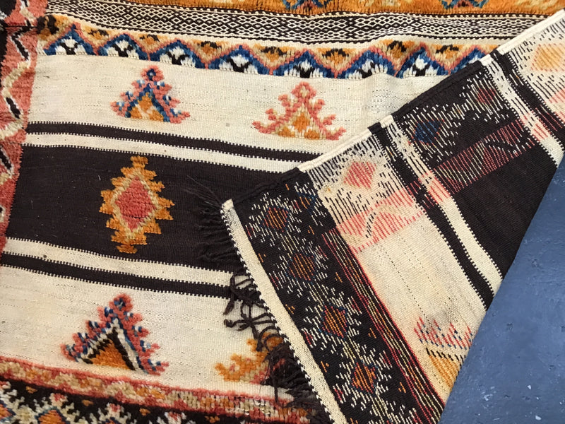 RUZF001 ‘Spice Road’