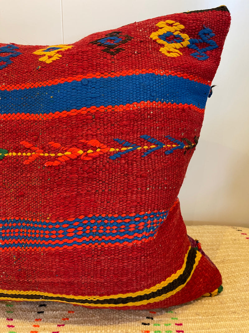 Rug fragment cushion RFC10