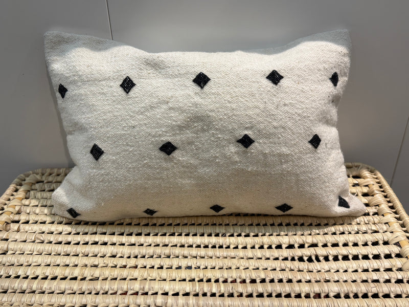Rug Fragment Cushion CUR019