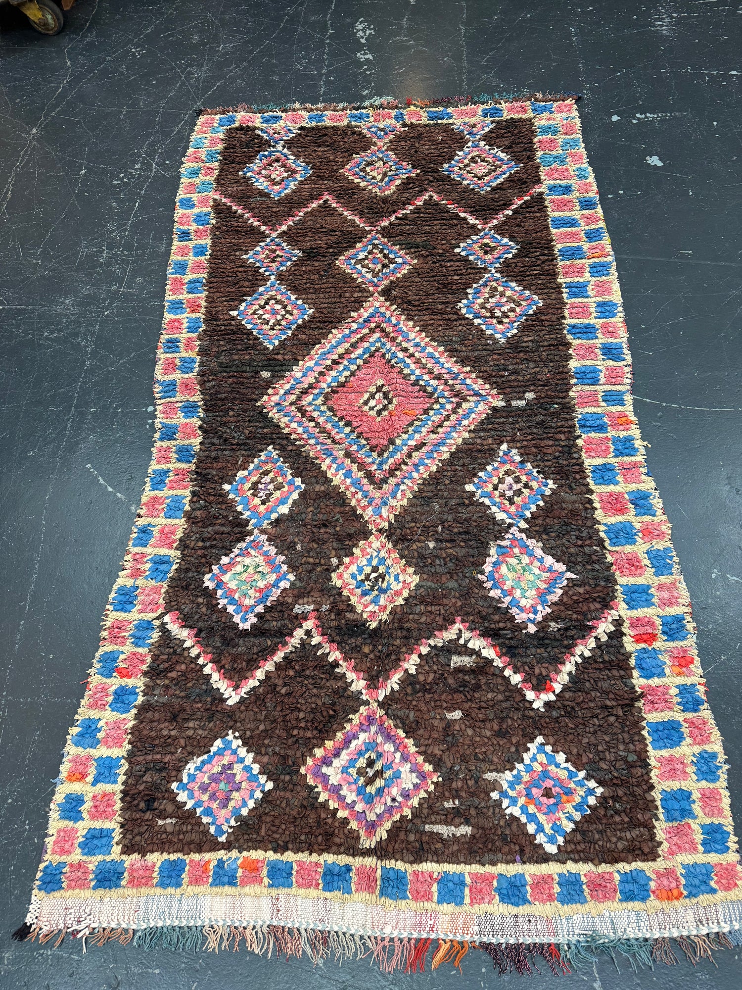 ‘Family Together’ Zanafi Rug RUZF003