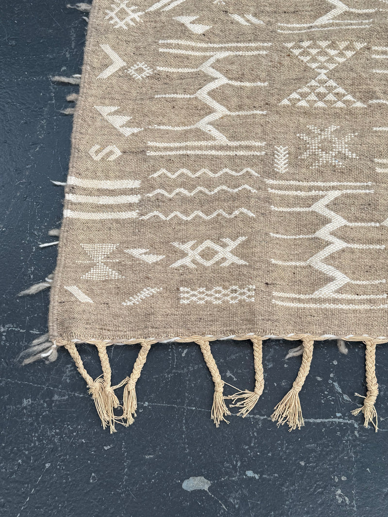 'Free to Roam' Flatweave Rug - FW039