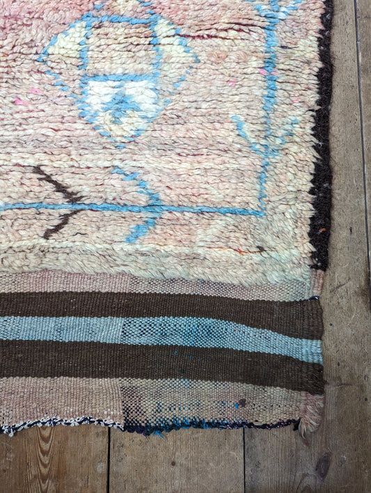 Vine & Dandy' Antique Rug