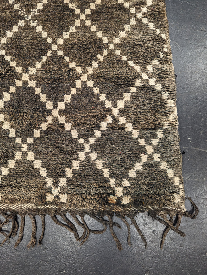 "Moleskin Diamonds" Antique Beni Ourain Rug RUBO015