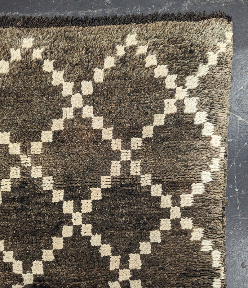 "Moleskin Diamonds" Antique Beni Ourain Rug RUBO015