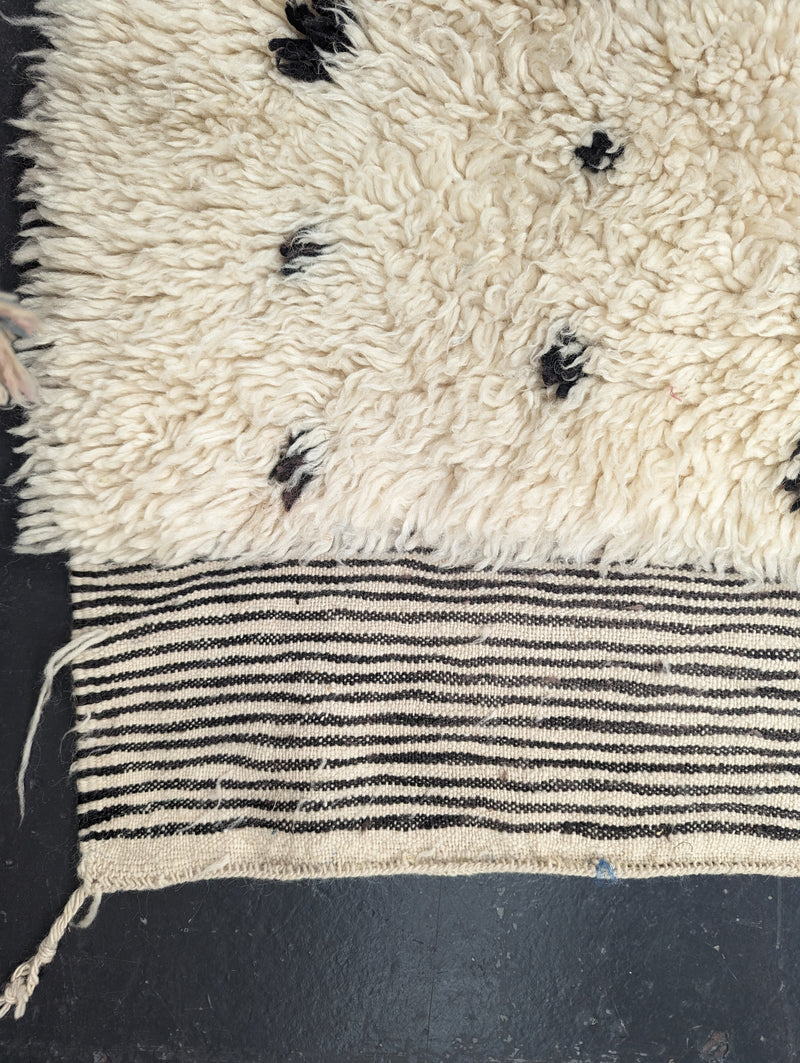 "Shakir" Beni Ourain Rug RUBO043