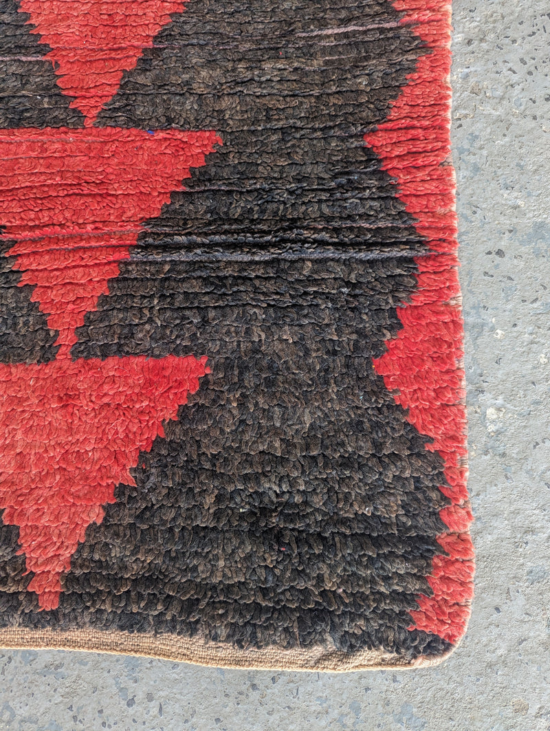 "Dart" Antique Azilal Runner RUAZ010