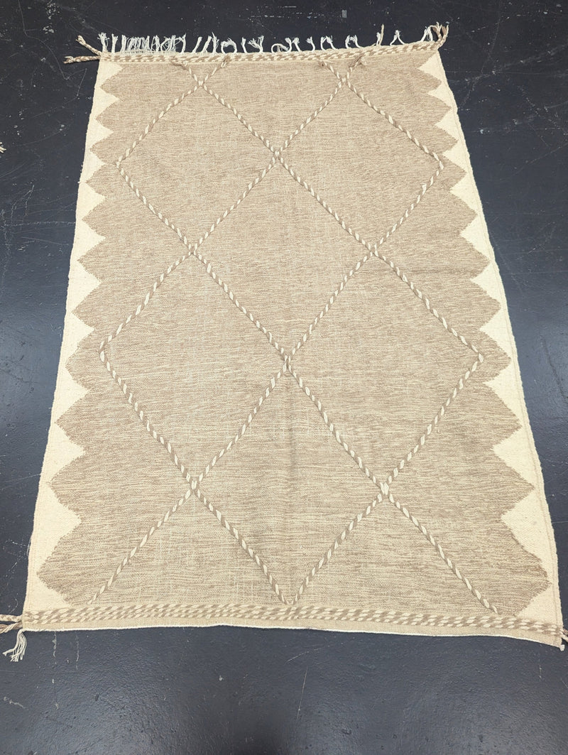Beige Flatweave Kilim with embroidery detail RUKM010