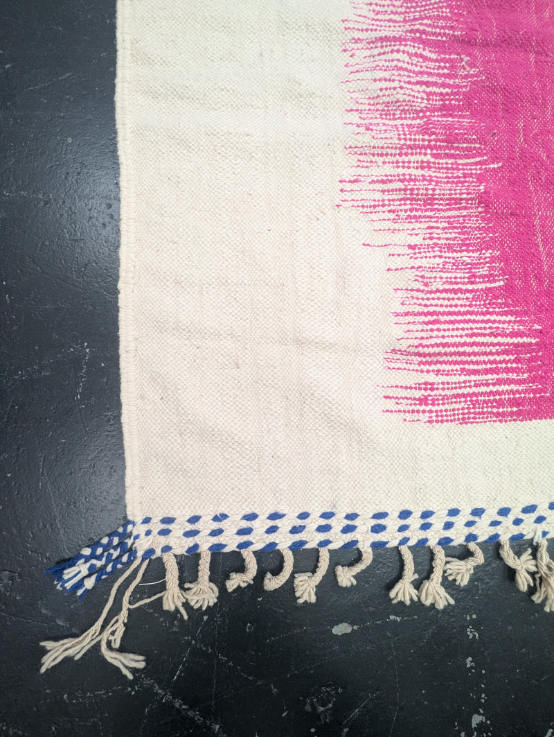 Contemporary Flatweave Moroccan Rug RUBO022