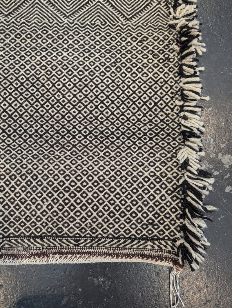 Double Reversible Contemporary Beni Ourain Kilim RUKM012