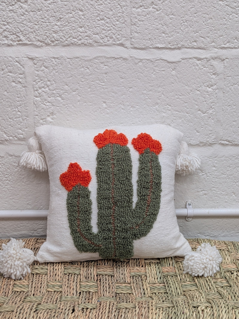 Hand Tufted Cushion CUE012