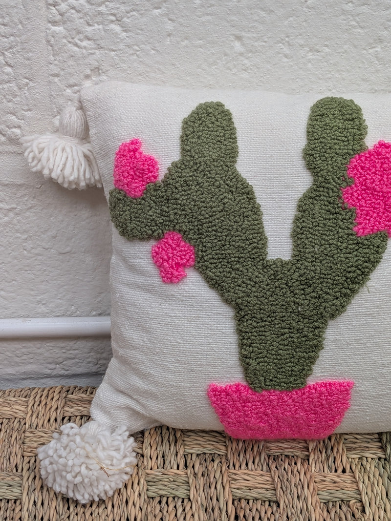 Hand Tufted Cushion CUE006