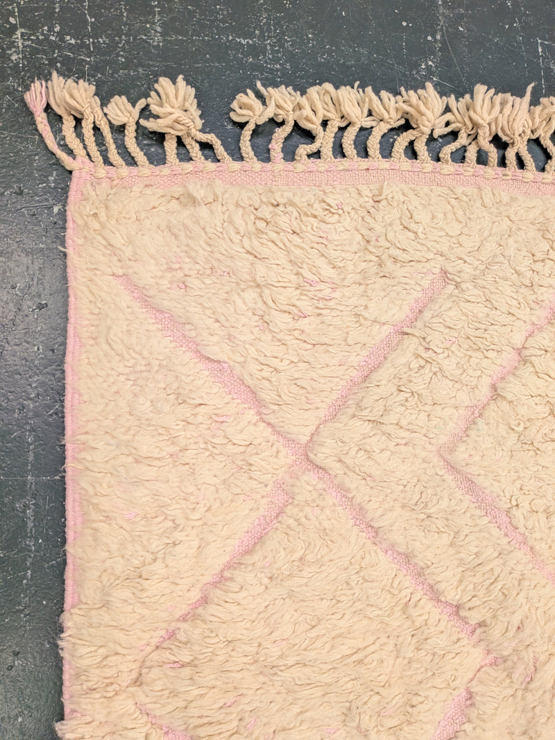 "Blush Horizon" Beni Ourain Rug RUBO085