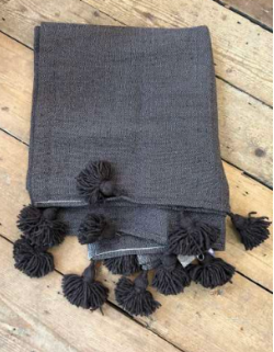 'Classic’ Pom Pom Blanket - Mocha BLPP011