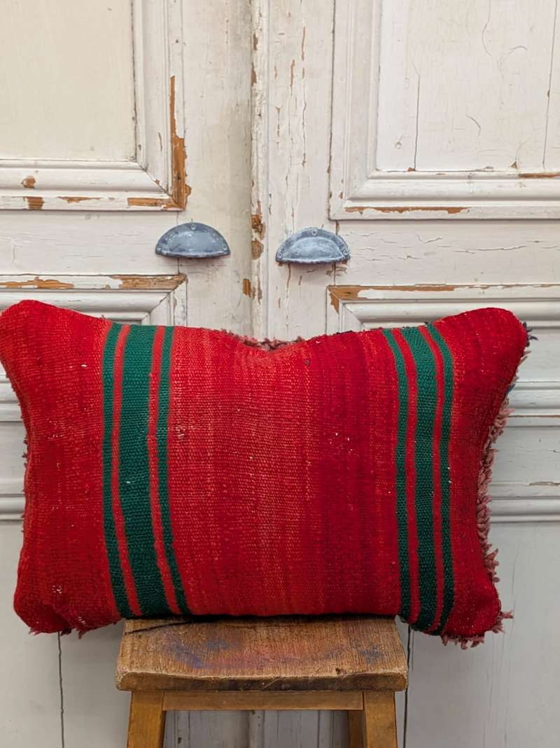 Rug Fragment Cushion CUR062