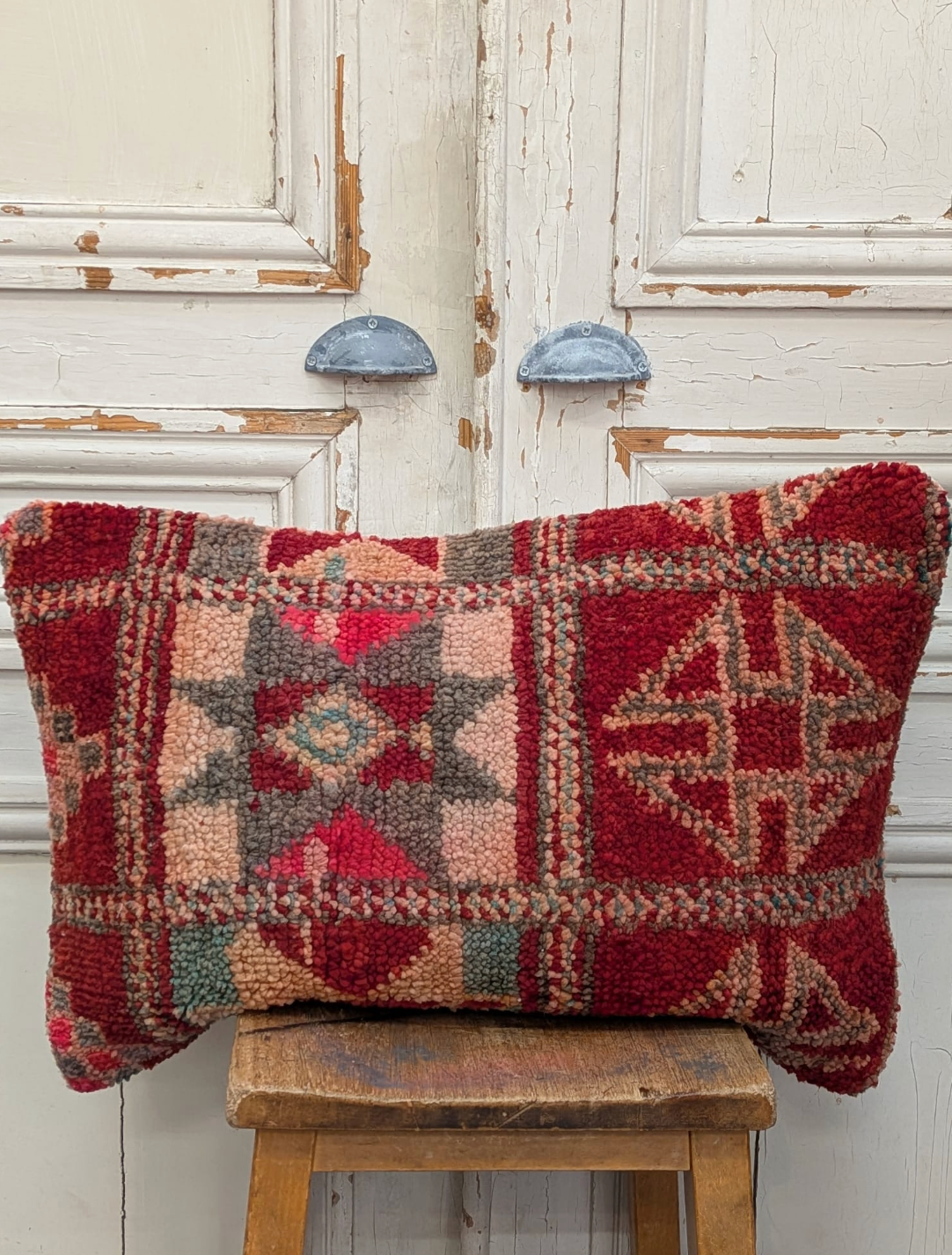 Rug Fragment Cushion CUR066