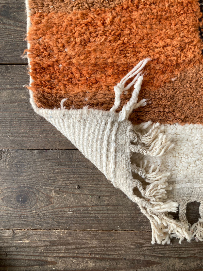 'Cinnamon Bun' Contemporary Beni Ourain Rug RUBO010