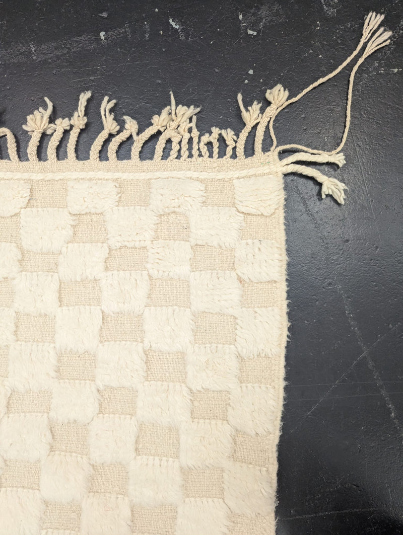 'Check Relief' Contemporary Beni Ourain - Large RUBO023