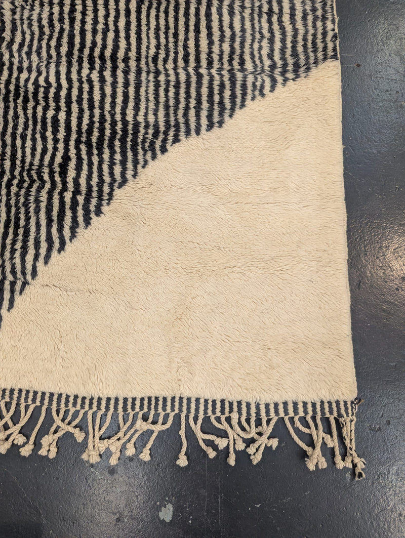 "I'm Mirroring You" Large Contemporary Beni Mrirt Rug RUBO026