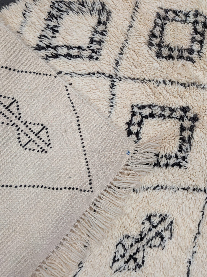 "Anwar" Contemporary Beni Ourain Rug RUBO053