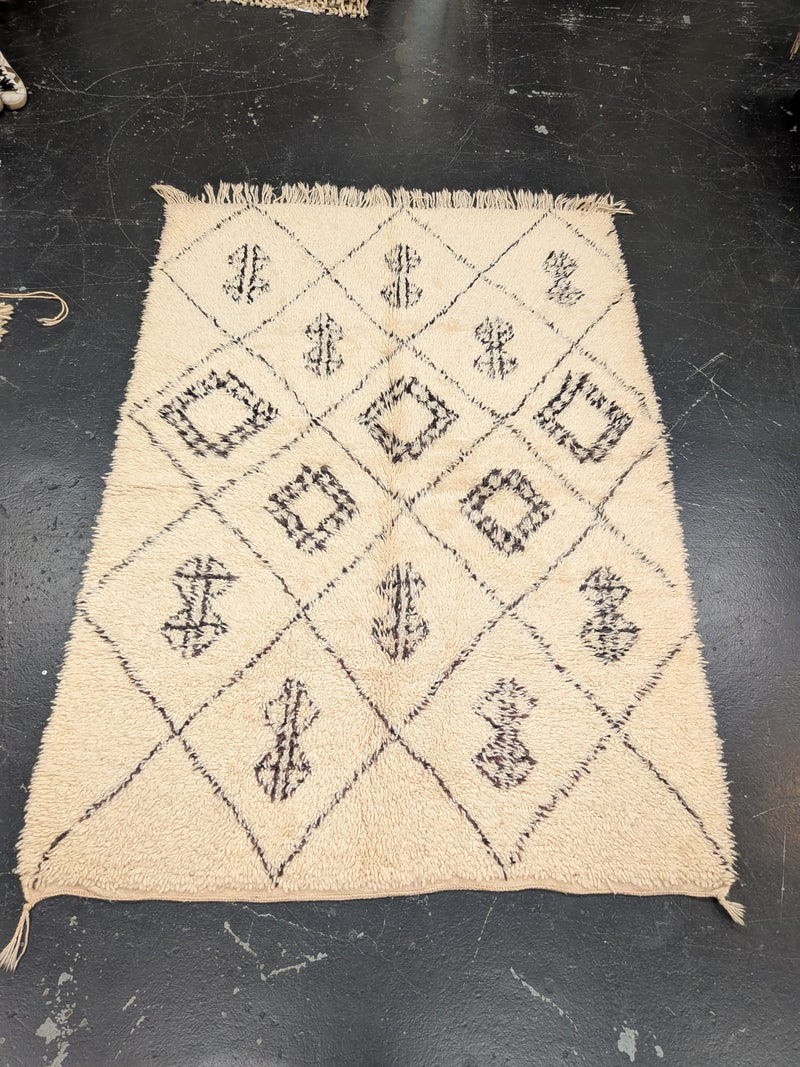 "Anwar" Contemporary Beni Ourain Rug RUBO053