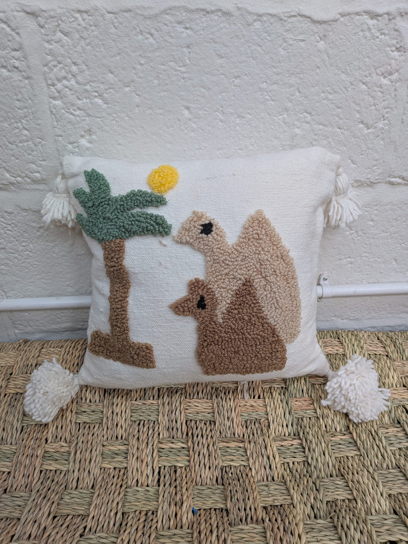 Hand Tufted Cushion CUE018