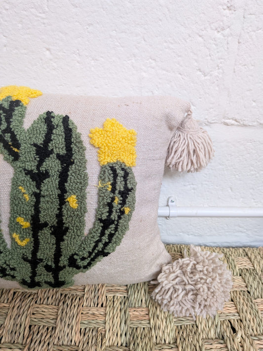 Hand Tufted Cushion CUE020