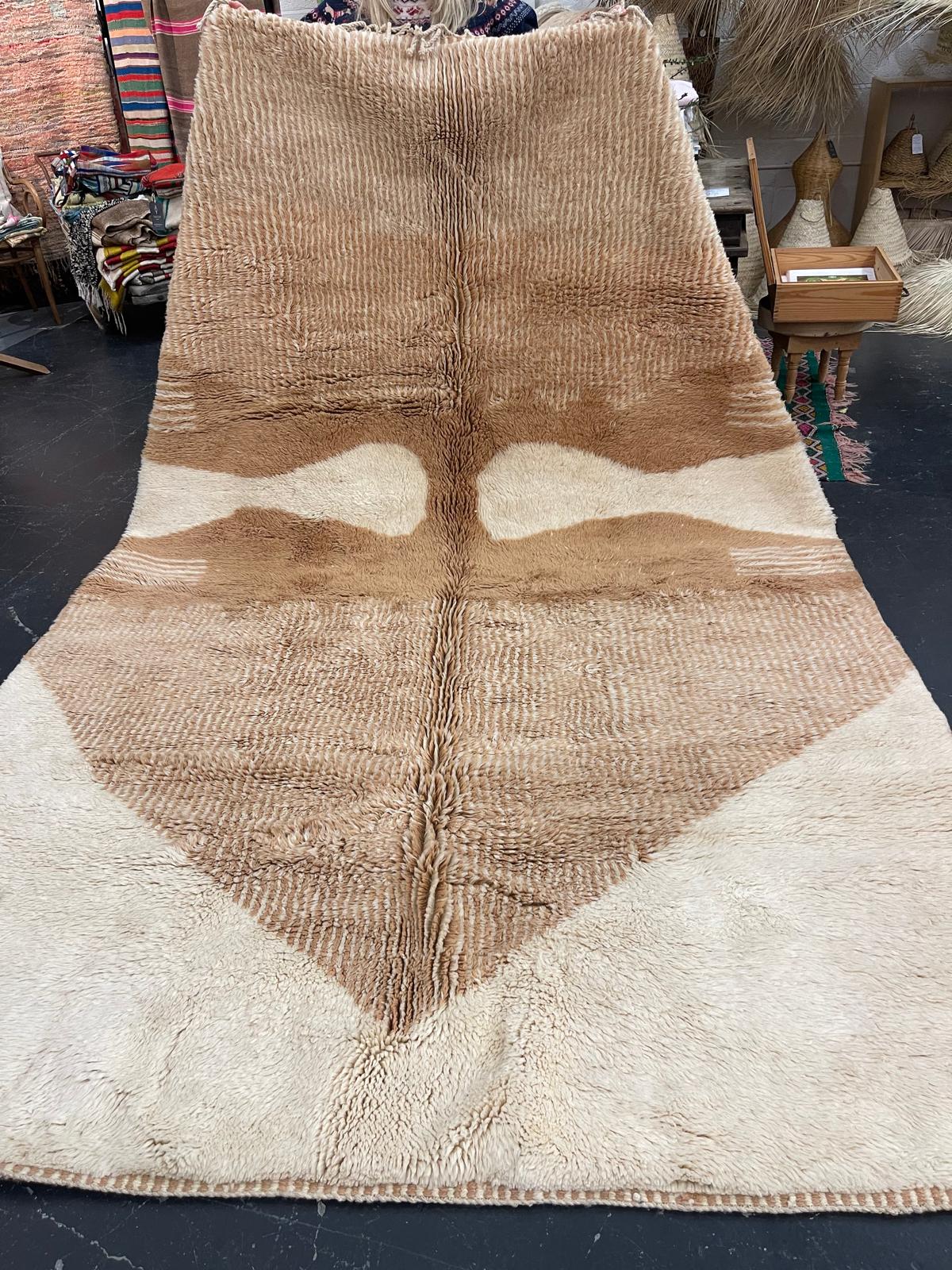 "I'm Mirroring You" Large Contemporary Beni Mrirt Rug RUBO058