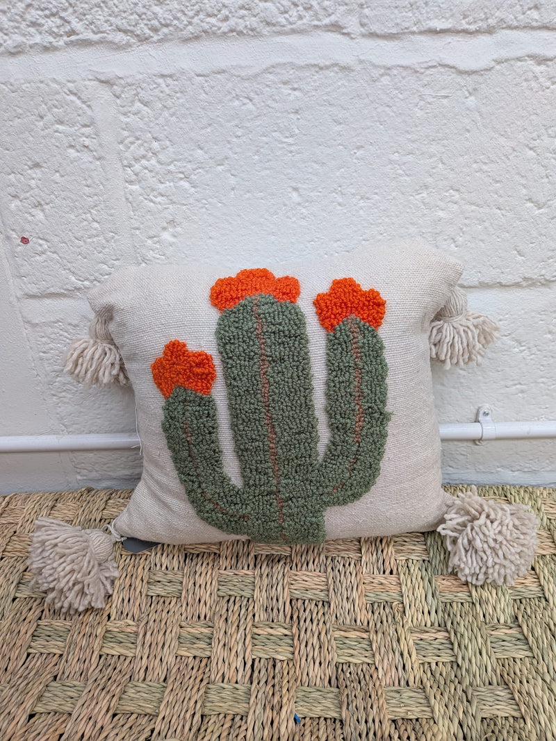 Hand Tufted Cushion CUE017