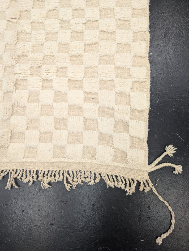 'Check Relief' Contemporary Beni Ourain - Large RUBO023