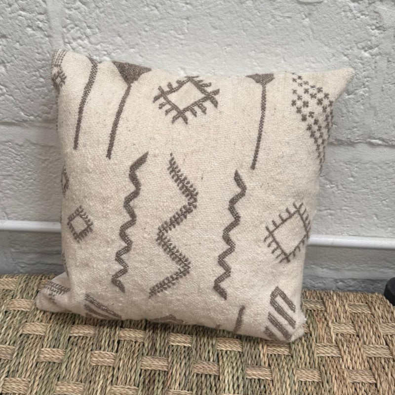 Rug Fragment Cushion CUR046