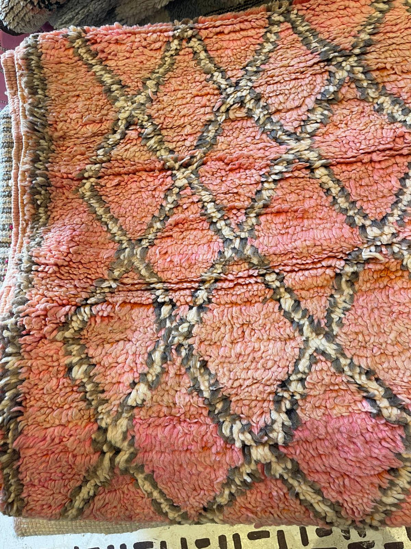 "Rose Diamond's" Vintage Beni Ourain Rug RUB097