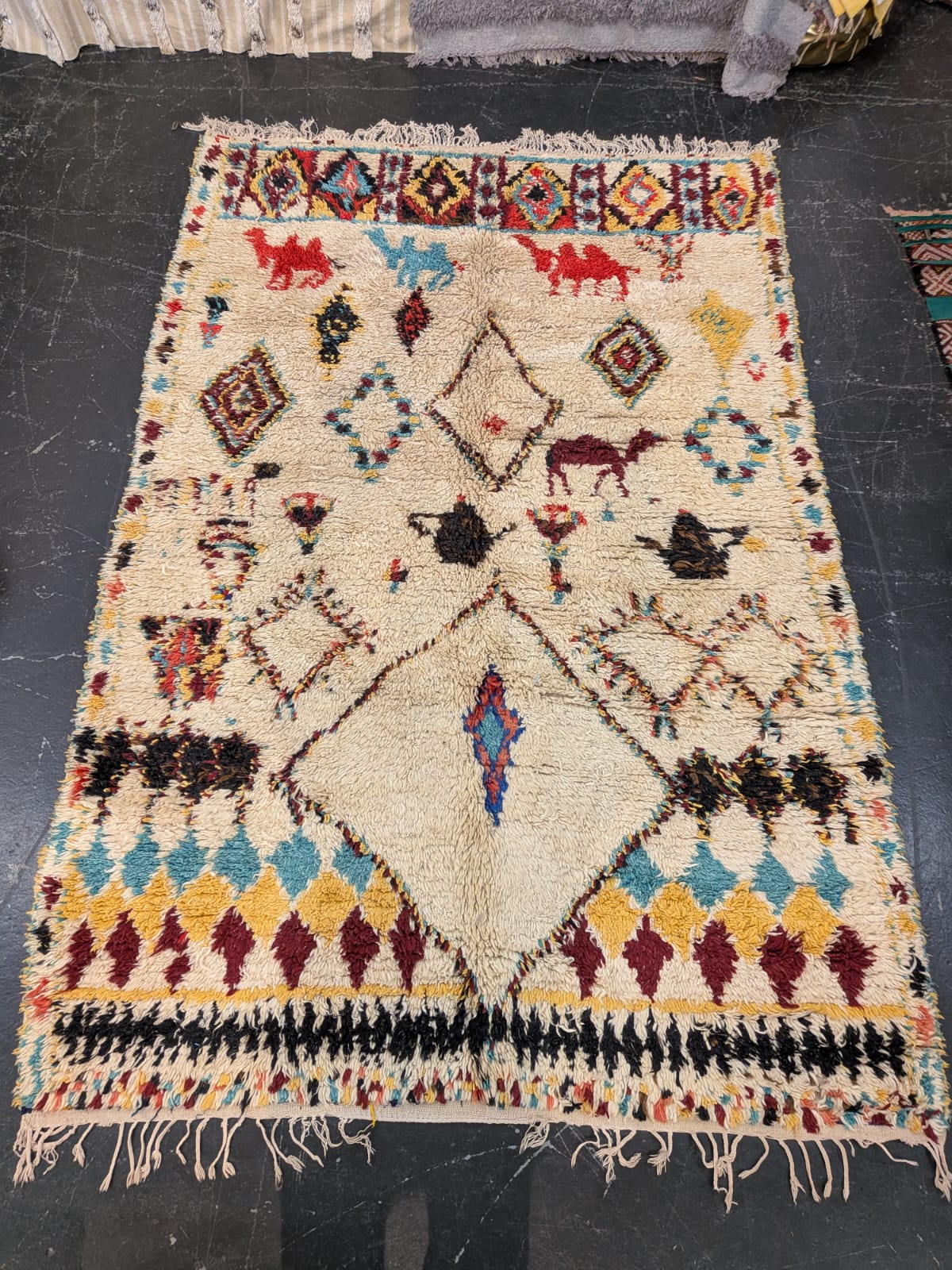 "Camels Back" Vintage Beni Ourain Rug RUBO074