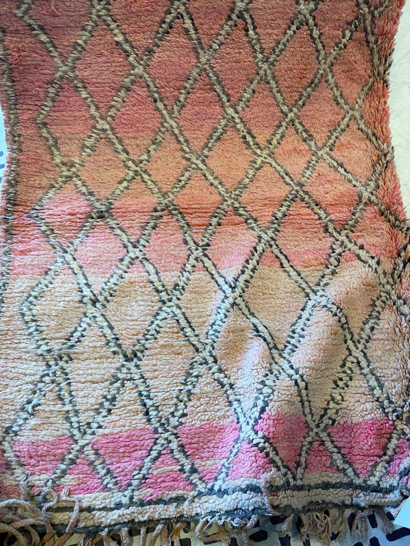 "Rose Diamond's" Vintage Beni Ourain Rug RUB097