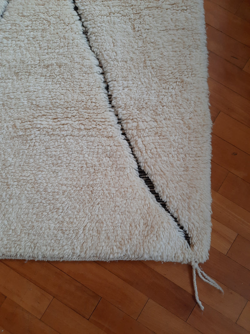 "Khouloud Diamond" Berber Rug