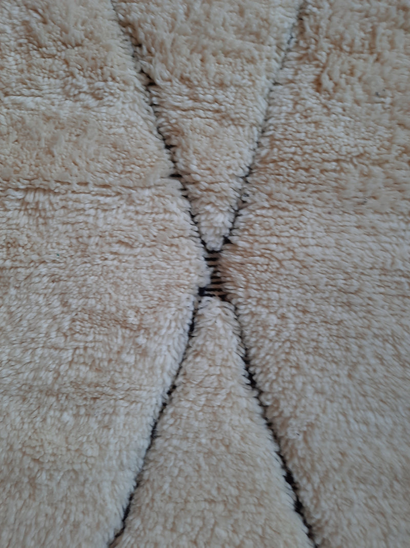 "Khouloud Diamond" Berber Rug