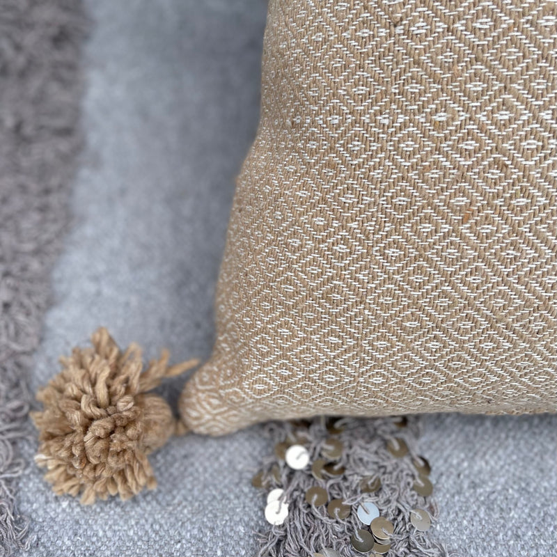 Pompom Cushion - CU-PP-002