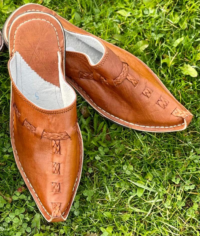 ‘Movin on Up!’ Slipper Shoes Tan CLSP002